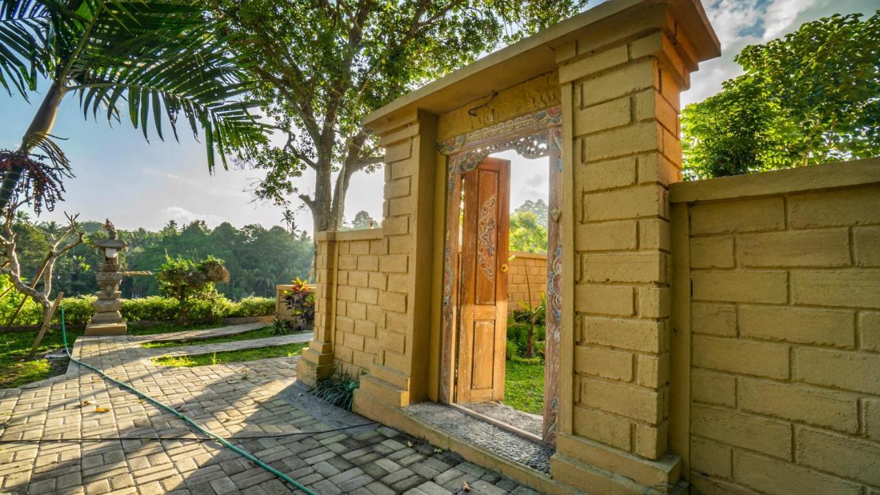 Anja Villas Ubud テガララン エクステリア 写真